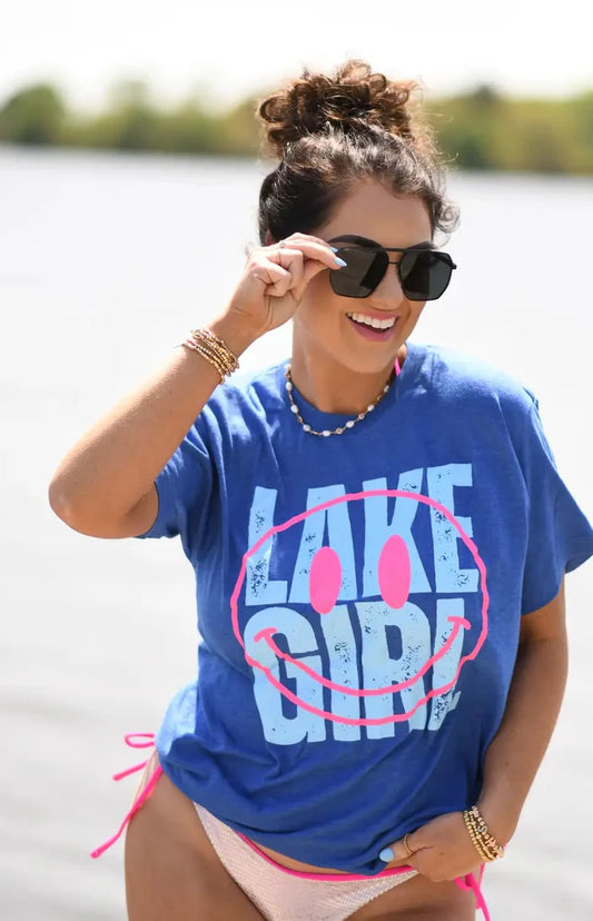 Lake Girl Smiley Tshirt